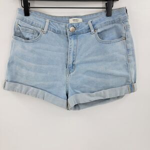 Forever 21 shorts light wash 30 mom jean